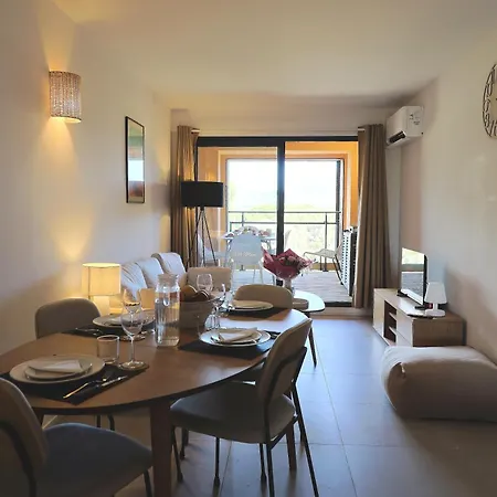 T2 Avec Vue Mer, Acces & Piscine *