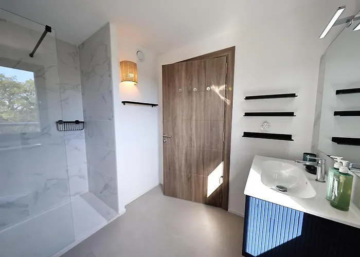 Daire U Mare - T2 Avec Vue Mer, & Piscine *